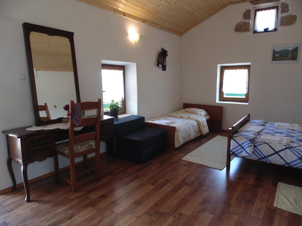 סטאריגרד-פקלניצה Holiday Home Paklenica מראה חיצוני תמונה