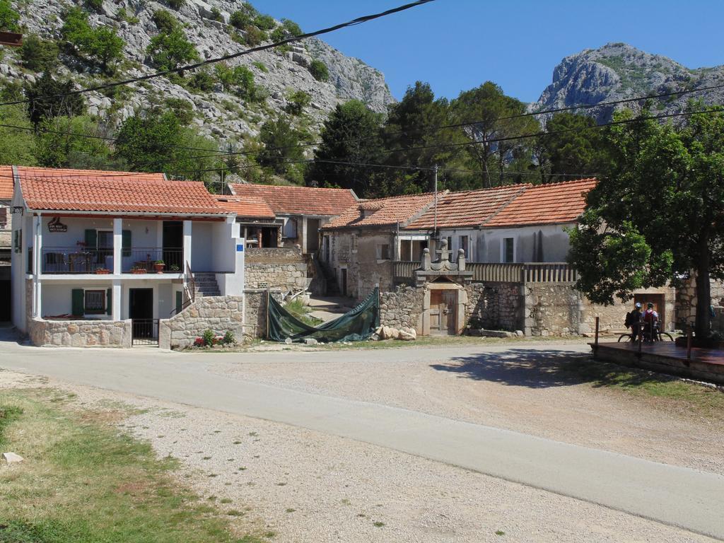 סטאריגרד-פקלניצה Holiday Home Paklenica מראה חיצוני תמונה